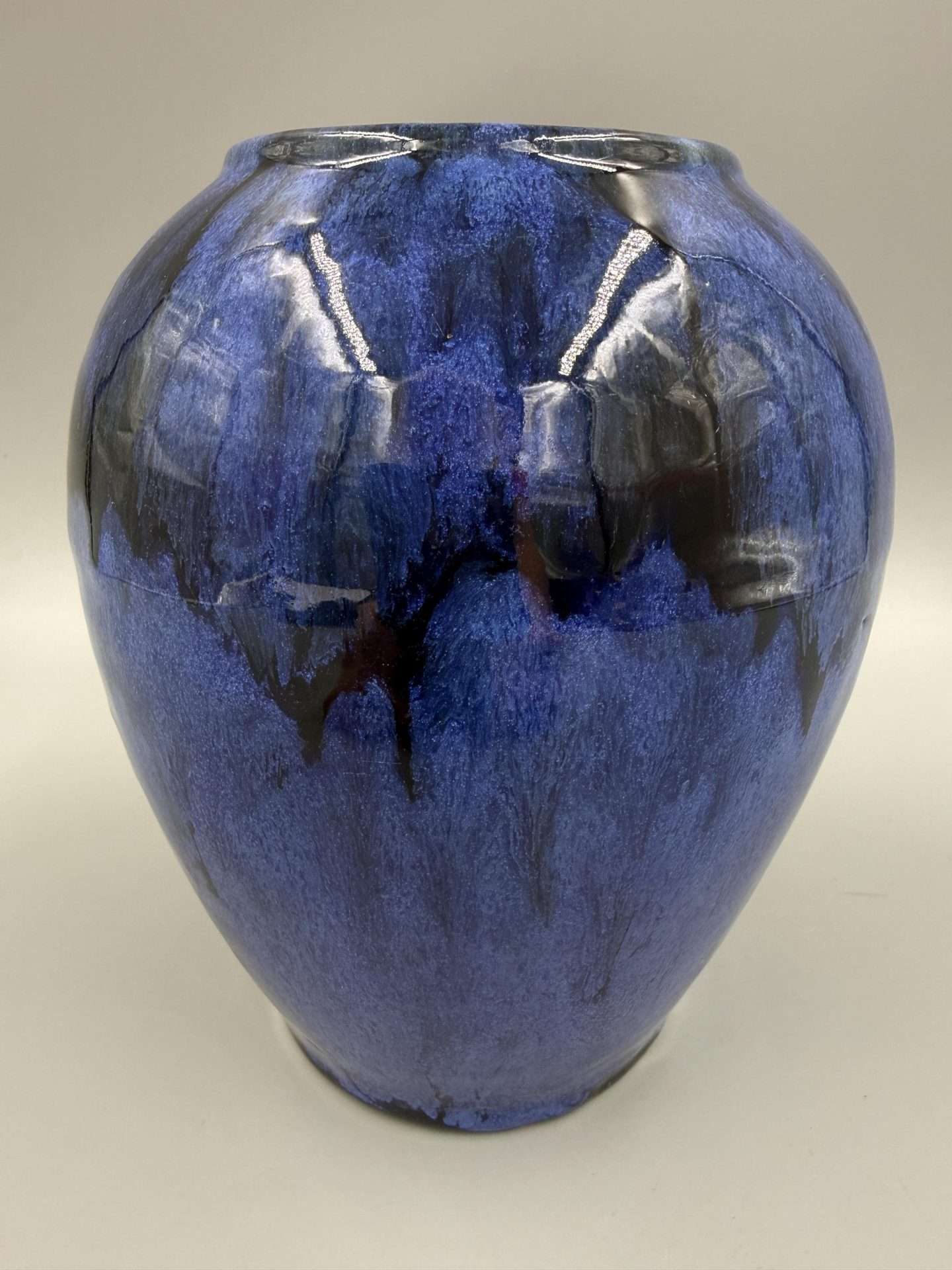 1930s Brush McCoy Blue Onyx Art Pottery Vase Cobalt Drip Glaze Ohio Ceramic Vase - Image 5