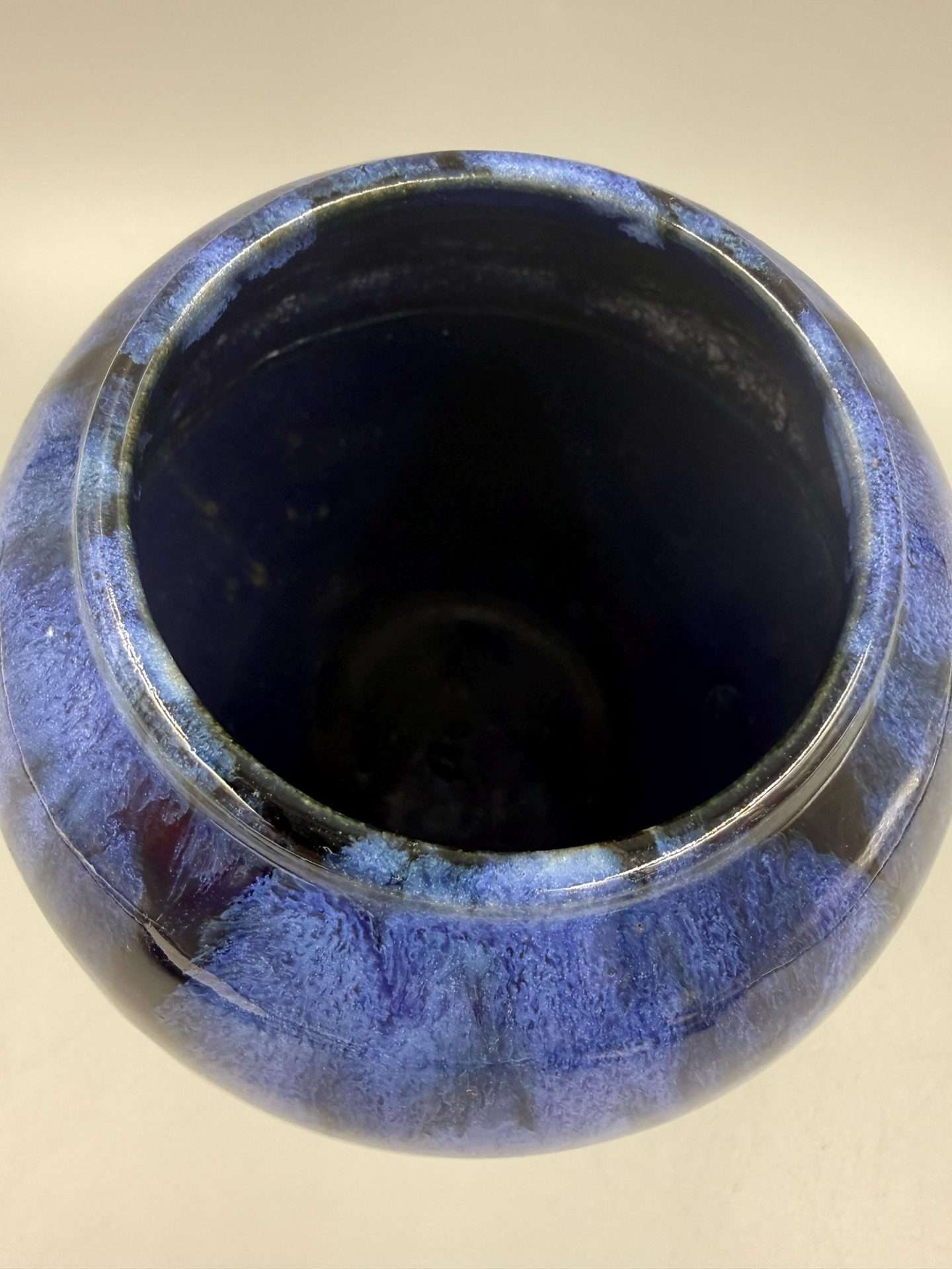1930s Brush McCoy Blue Onyx Art Pottery Vase Cobalt Drip Glaze Ohio Ceramic Vase - Image 10
