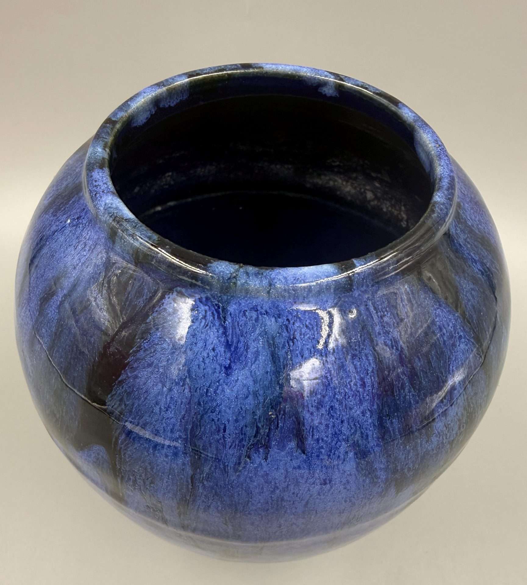 1930s Brush McCoy Blue Onyx Art Pottery Vase Cobalt Drip Glaze Ohio Ceramic Vase - Image 13